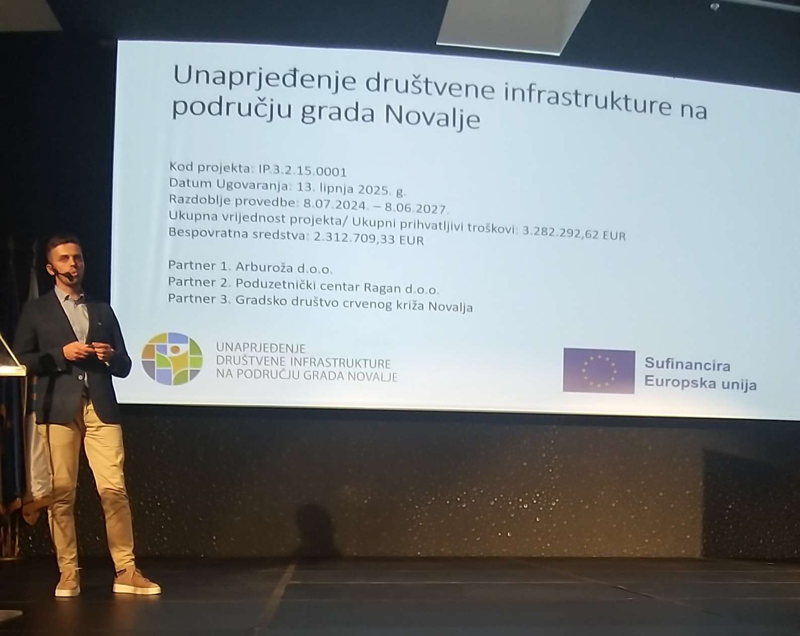 U Novalji održana uvodna konferencija I. faze projekta „Unaprjeđenje društvene infrastrukture na području Grada Novalje“ - 