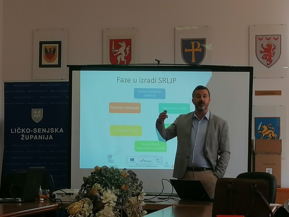 Održan četvrti sastanak članova Lokalnog partnerstva za zapošljavanje Ličko-senjske županije