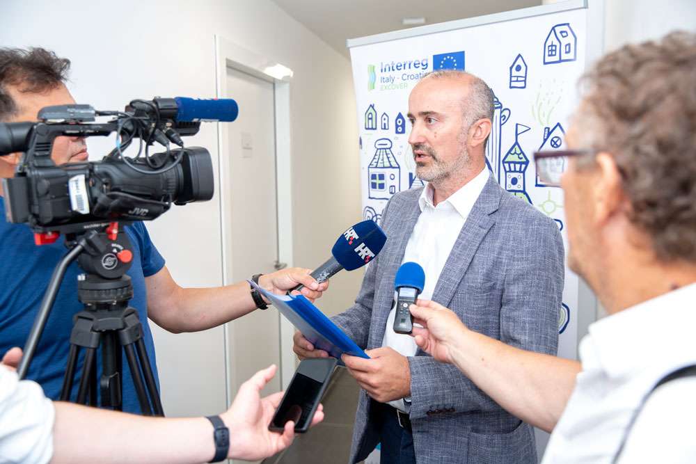 Projekt EXCOVER - 
